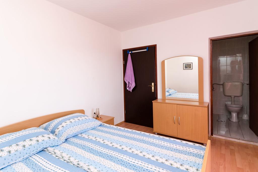 Apartments Dragan Lopar Exterior foto