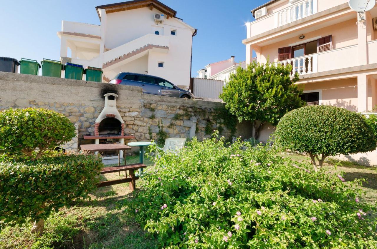 Apartments Dragan Lopar Exterior foto